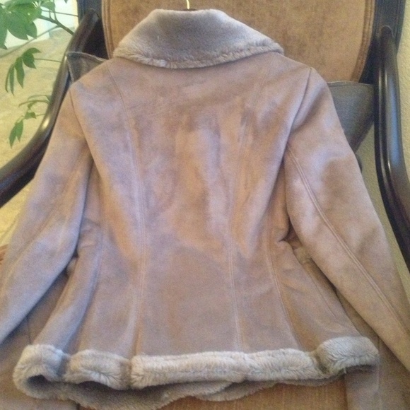 Taupe Suede like jacket from Ann Taylor. - Picture 3 of 4